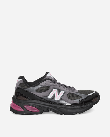 2010 Sneakers Black / Pink Heat / Magnet