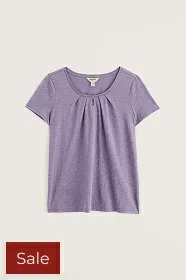 Appletree Keyhole Detail T-Shirt