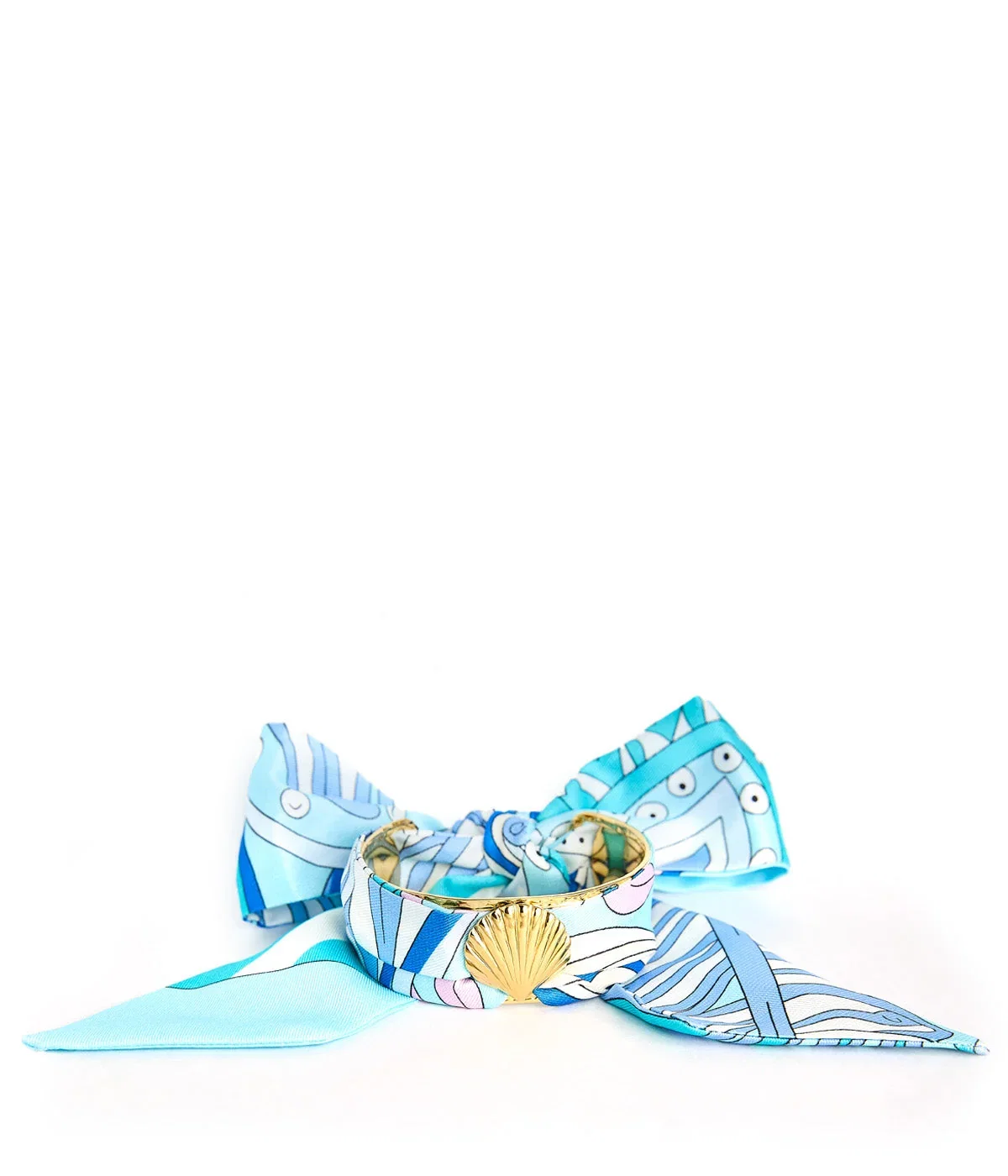 Image of Scallop Scarf Cuff