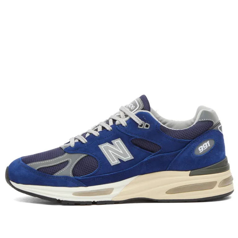 New Balance 991v2 Sneaker