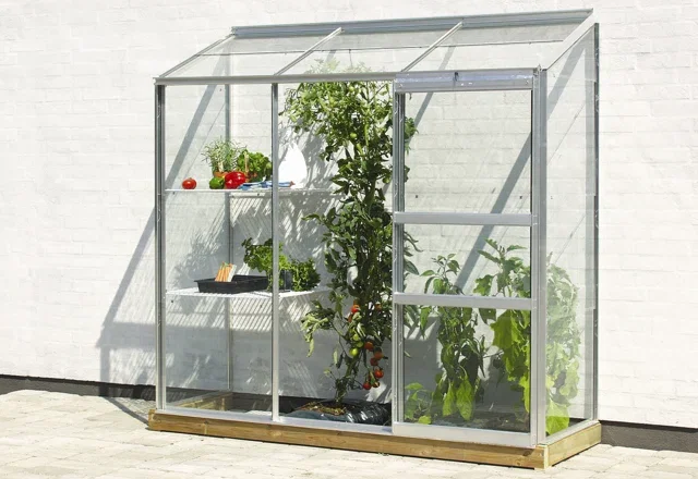 Unmissable Greenhouses