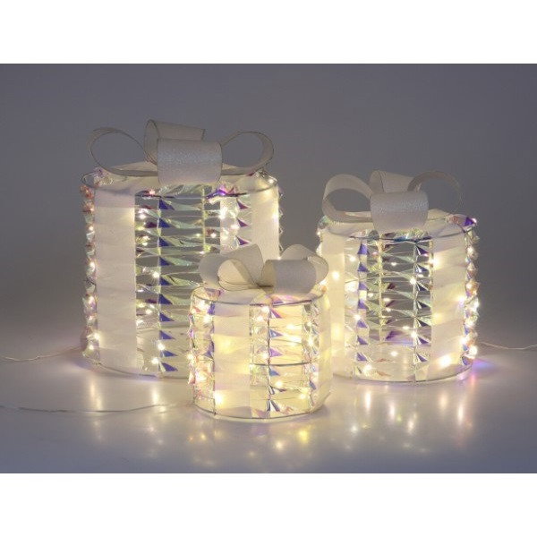 Kerstfiguur cadeaus | PerfectLED | 17, 23 en 30 centimeter (Led, 3 stuks, Timer, Binnen, Multicolor)