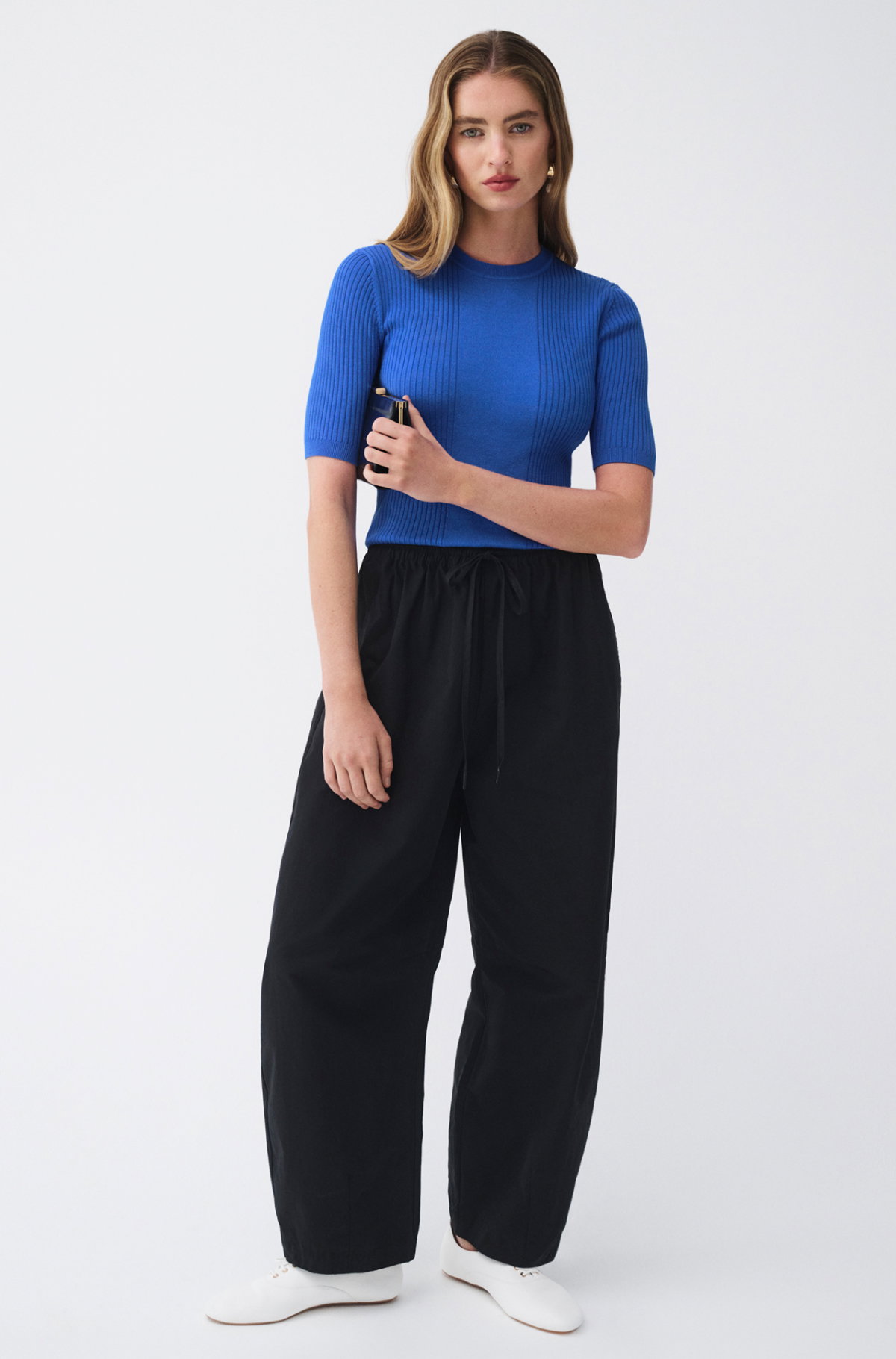 25% Off Women's Pant. Shop online now, in store tomorrow.