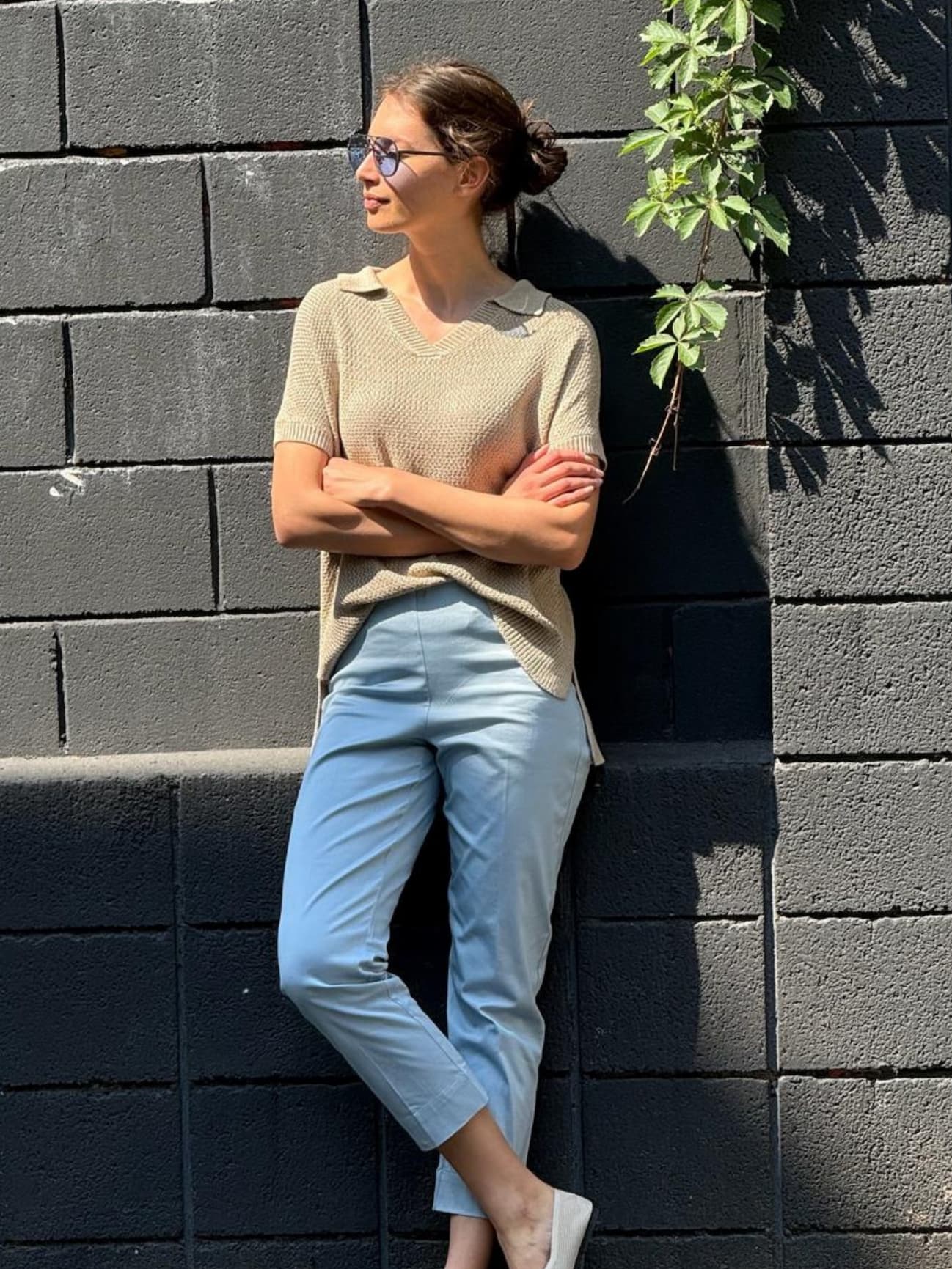 Pantalone capri con spacchetti