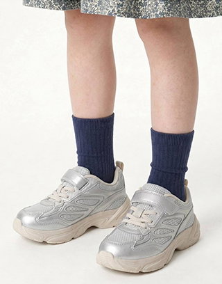Pair of girls trainers - silver