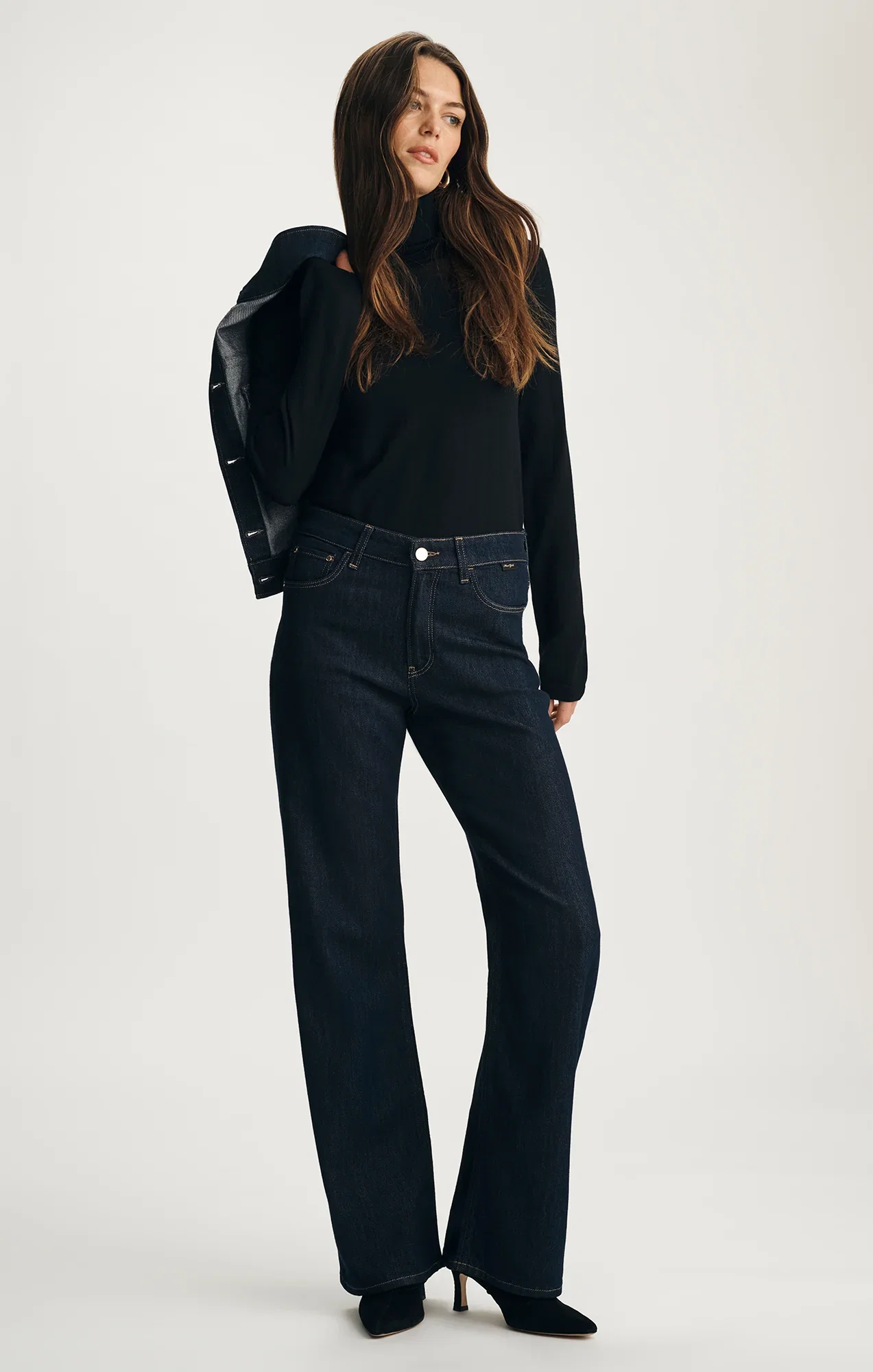 Image of TAYLOR STRAIGHT LEG IN DARK BLUE SHINY GOLD PREMIUM