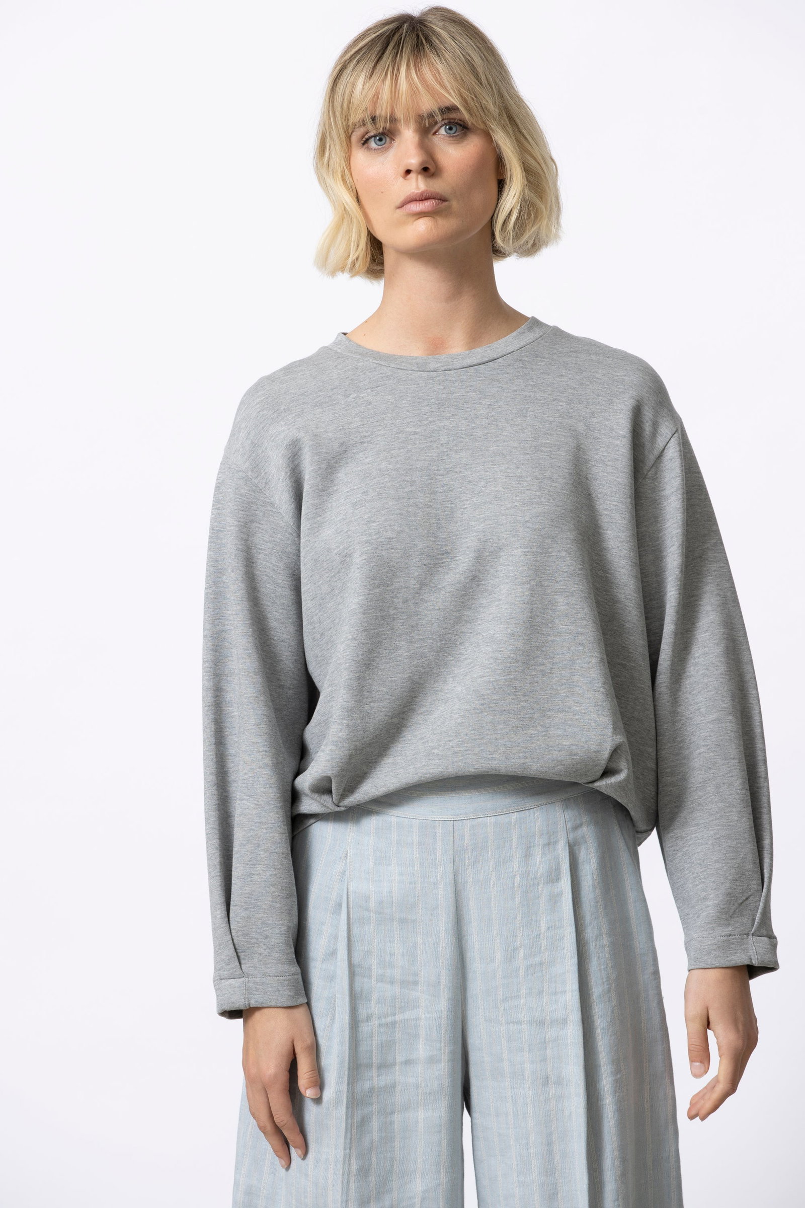 Image of SHOW  grijze sweater