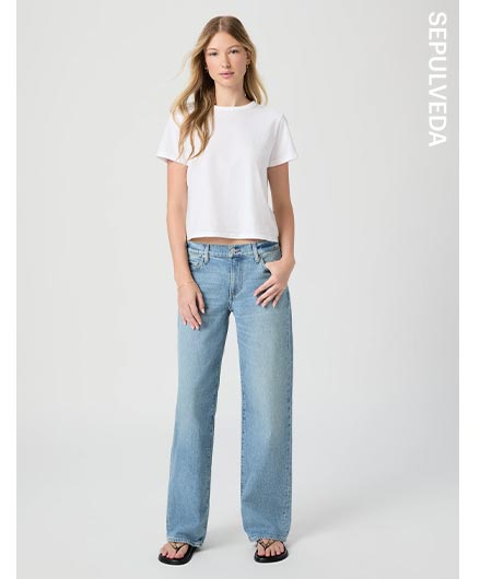 Low Rise Dana Straight Jean in Sepulveda
