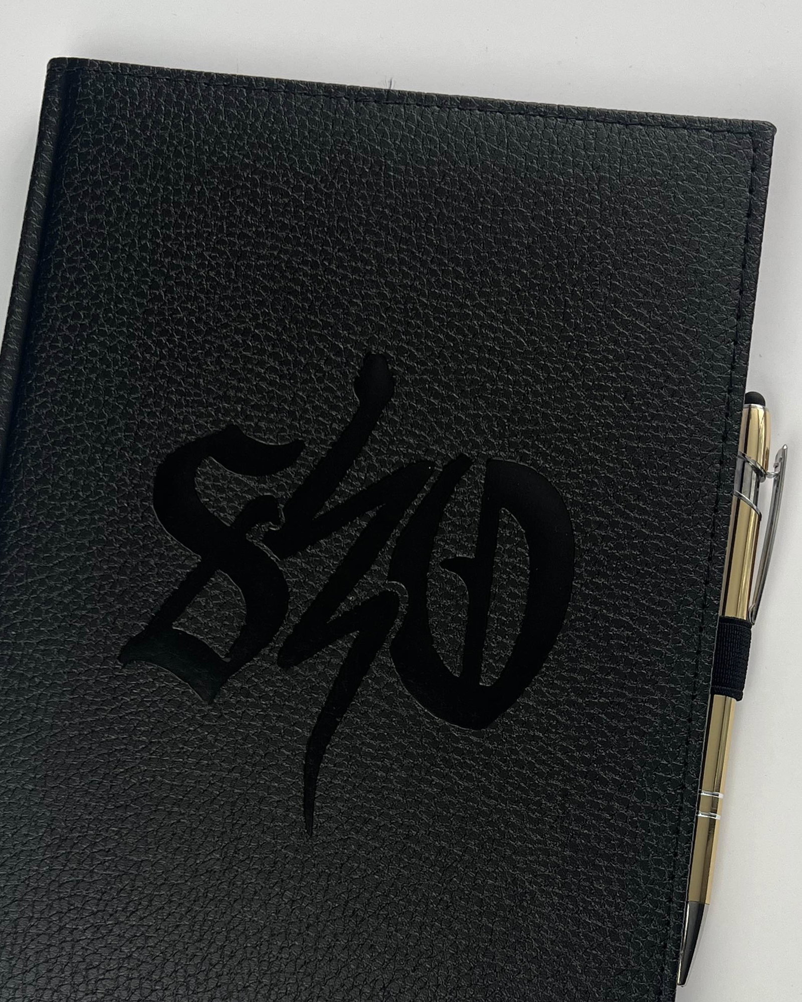 Image of SIGNATURE LEATHER JOURNAL