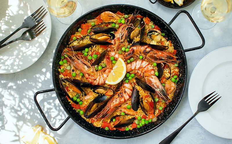 Easy Grilled Seafood Paella Recipe