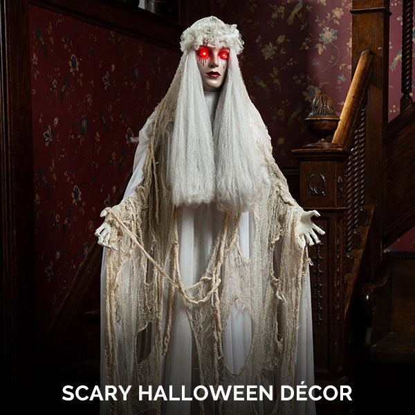 Scary Halloween Decor