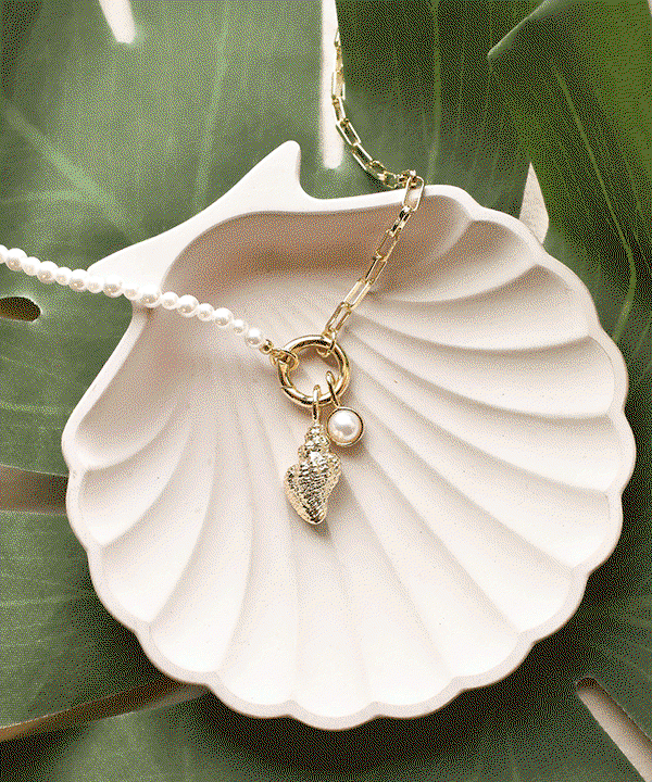 charm bar flat lay