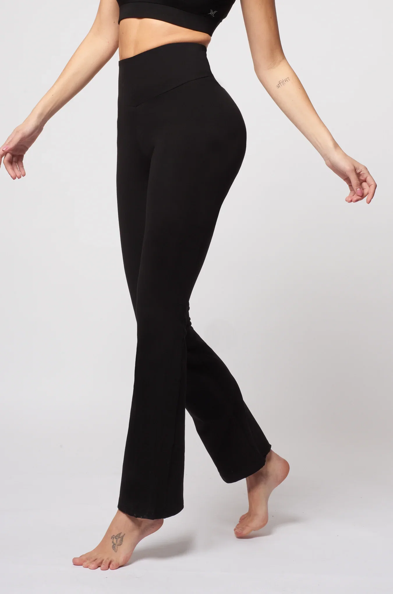 Image of Extra Strong Compression Bootcut Leggings
