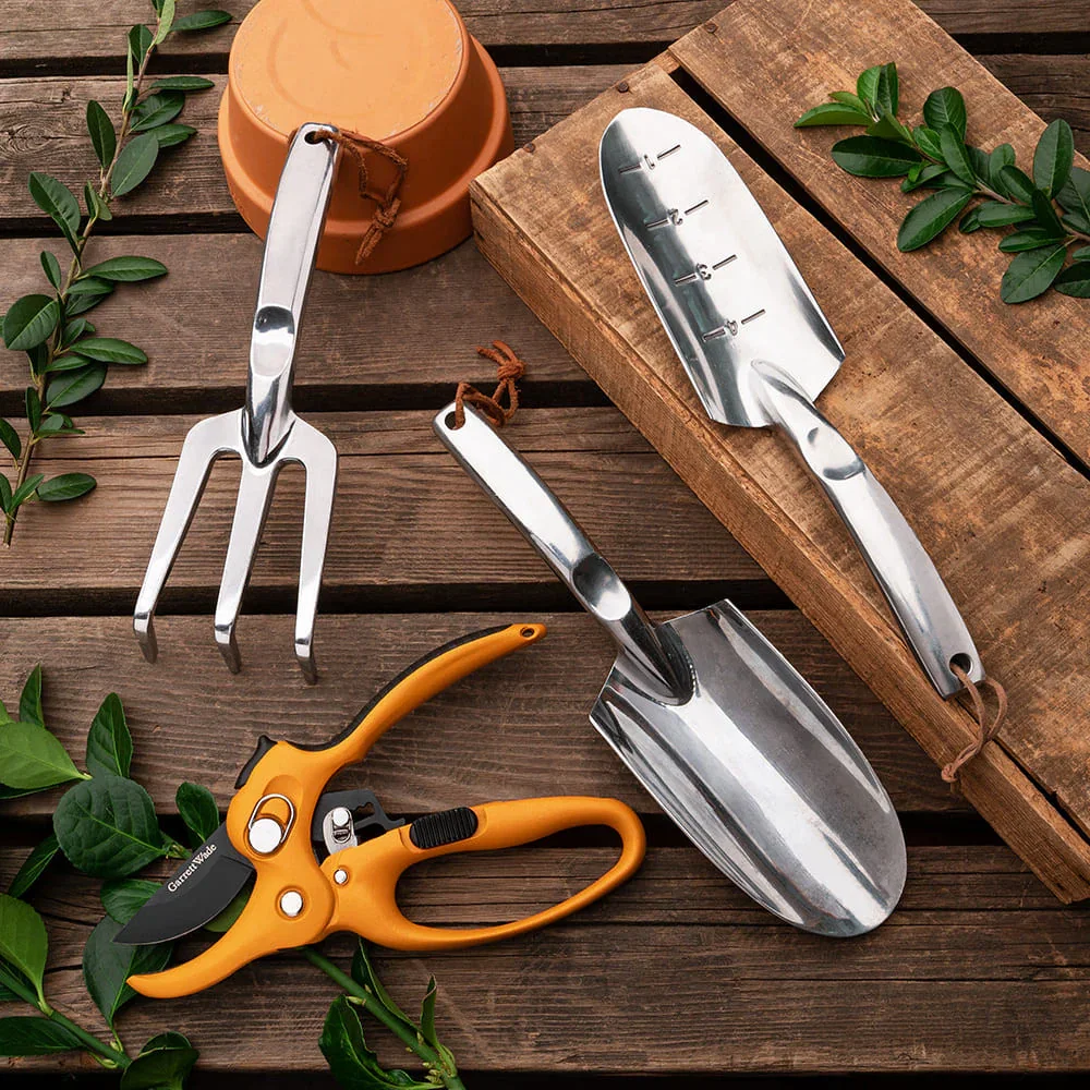 Image of Digging & Pruning Garden Tools Set