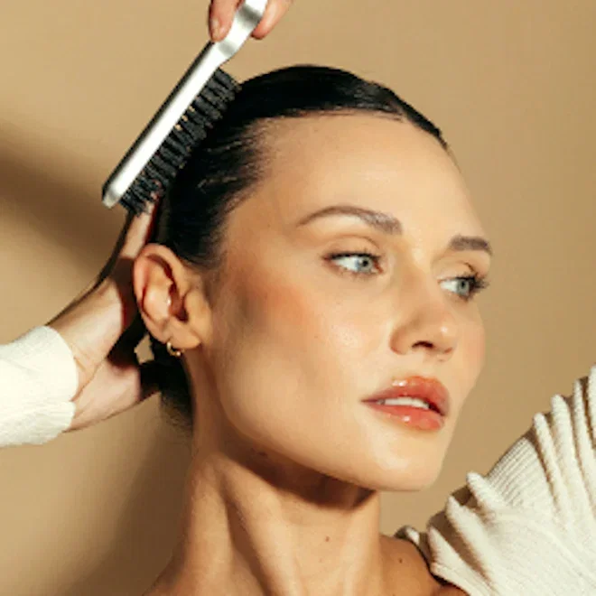 Moyoko Sleek Brush