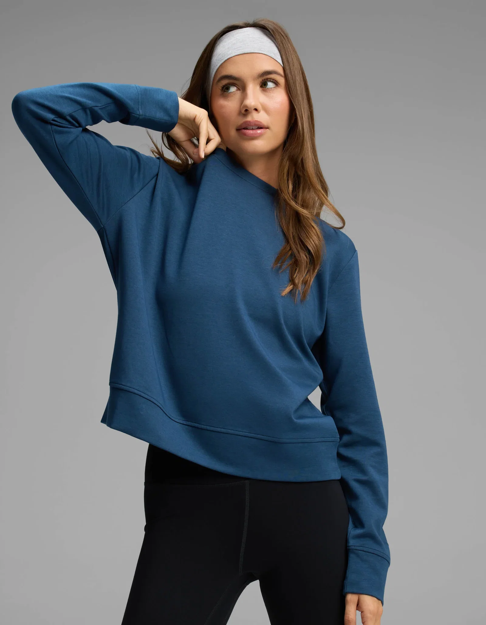 Image of Women's Versa Crewneck