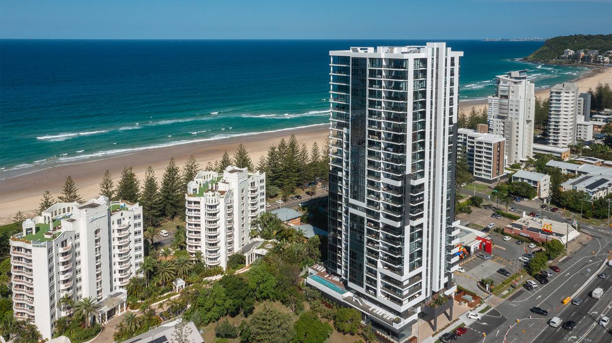 Gold Coast Two-Bedroom Luxury Apartments with Outdoor Pool & Complimentary Daily Parking