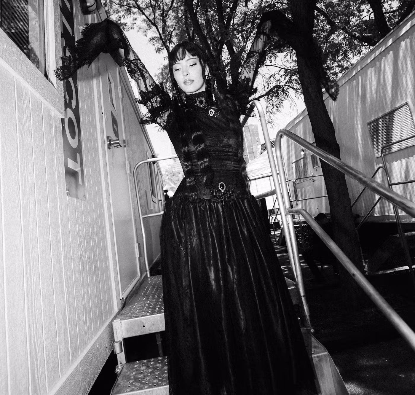Custom Corsets & Fairy Braids: Faouzia’s Magically Whimsical Lollapalooza 2026 Photo Diary