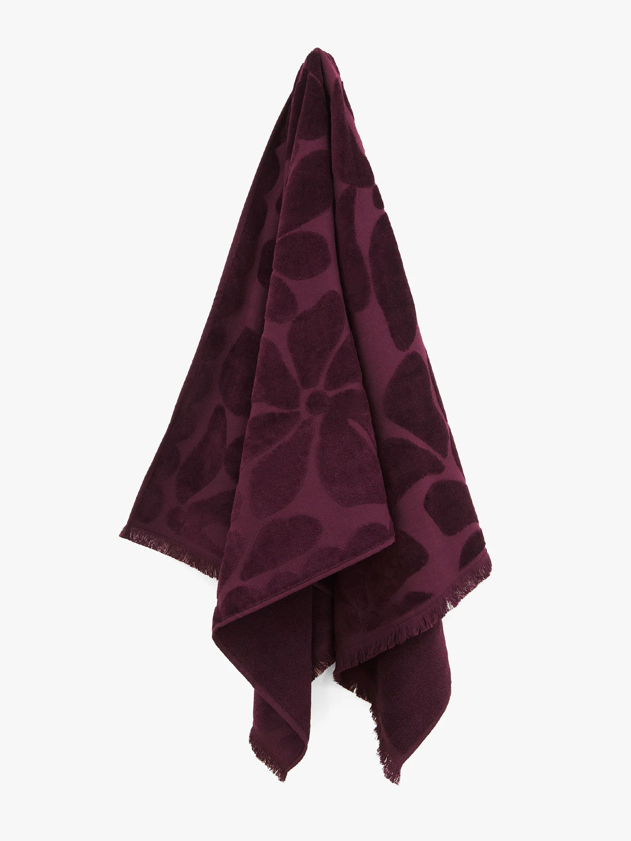 Image of Palma Fringe Bath Towel in Mulberry