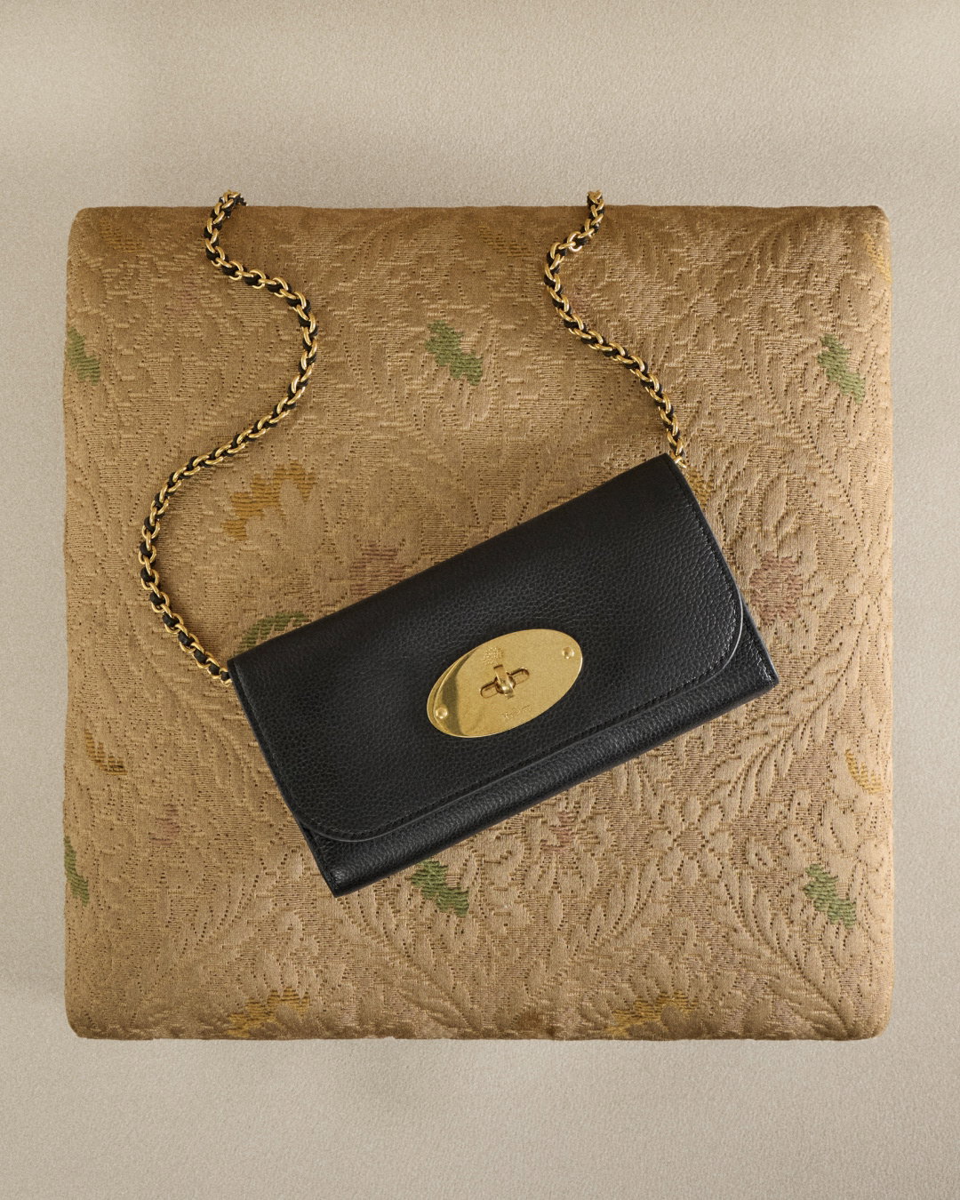 Lily Chain Wallet
