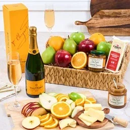 Image of Veuve Champagne Fruit, Cheese and Caramel