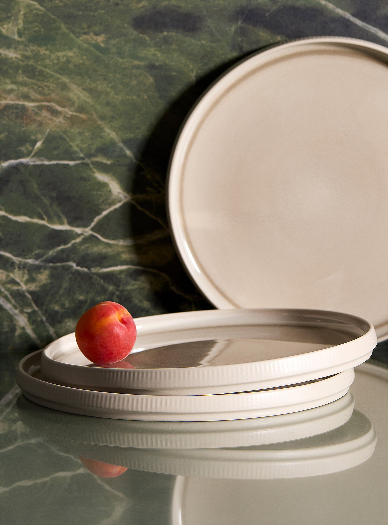 Large modern grooved plate