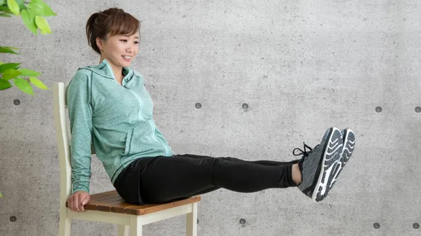 3 exercices pour renforcer ses abdos en position assise
