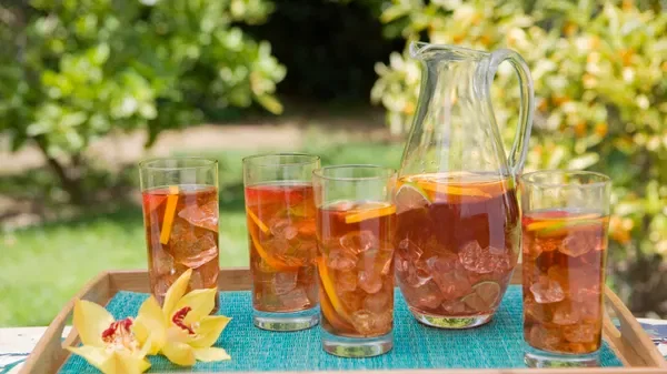 Anti-fringale, coupe-faim... Les meilleures boissons rafraîchissantes en été
