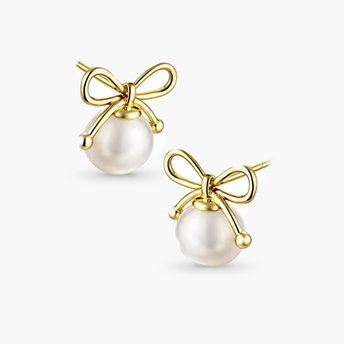 Freshwater Cultured Pearl Bow Stud Earrings in Vermeil
