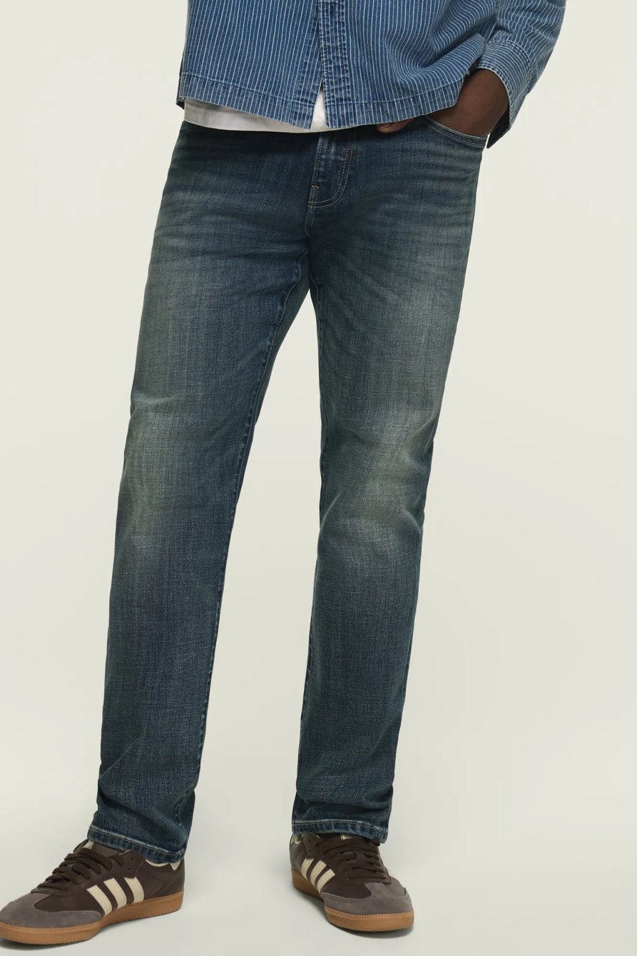 Image of Lucky Brand 410 Athletic Straight - Men's Pants Denim Straight Leg Jeans in Lost Weekend