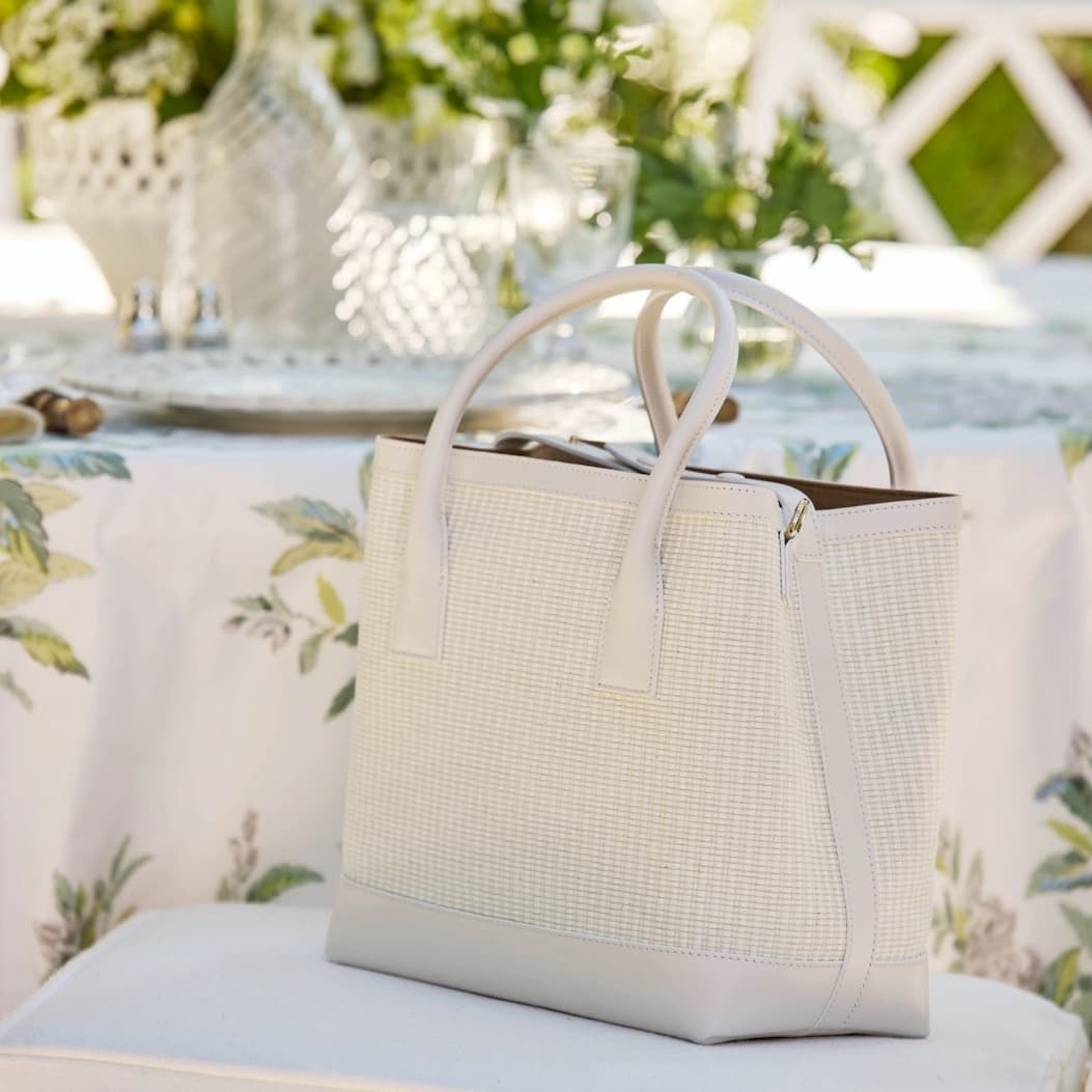 WEEKENDER BAG