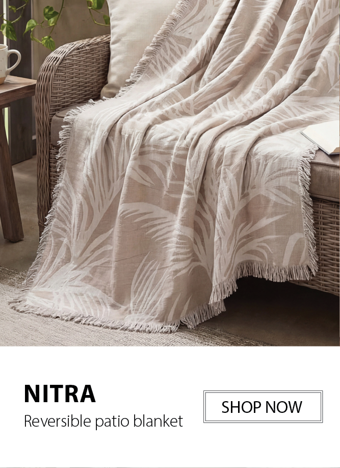 NITRA Reversible patio blanket