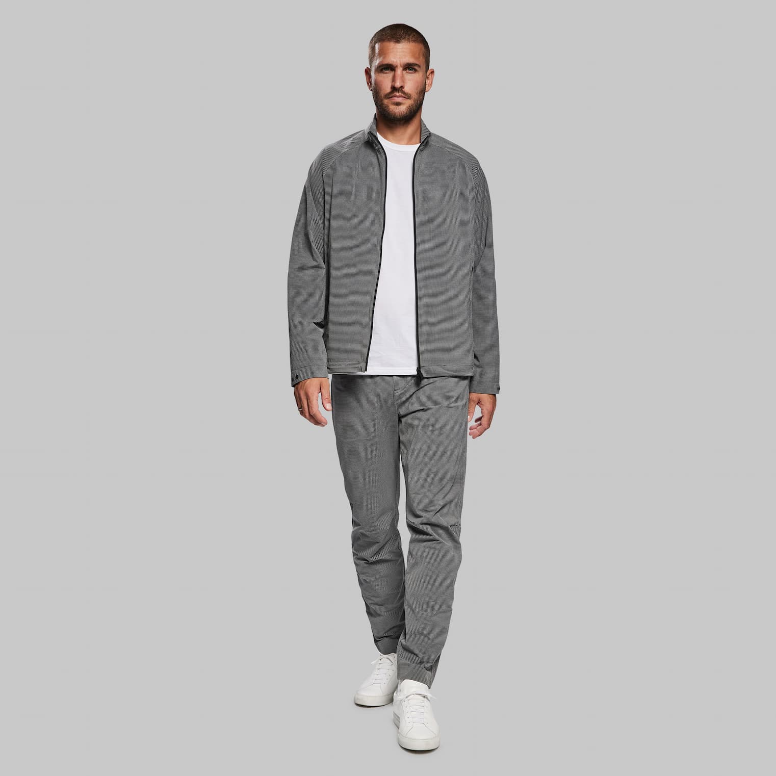 Carbon Fibre + Dyneema® Shell | vollebak.com