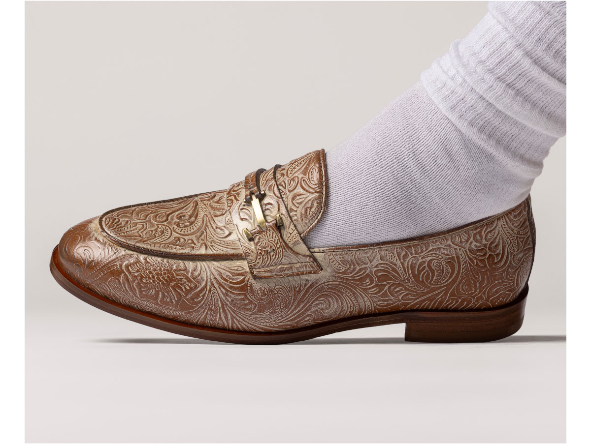  The Russell in Ghost Floral
