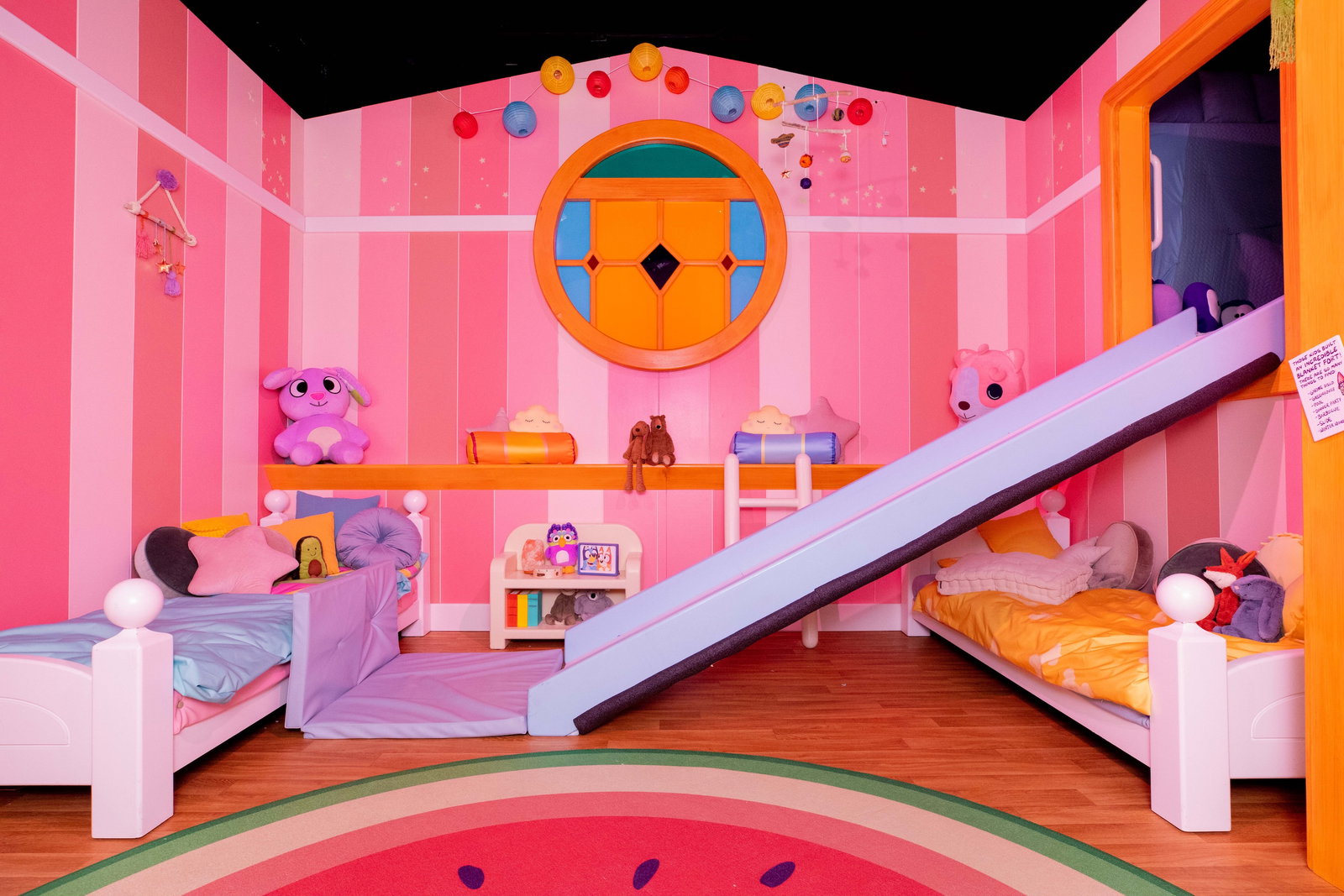 Explore Bluey & Bringo's Room