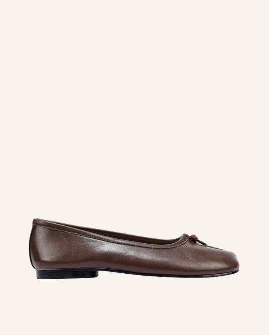 CHOC BROWN