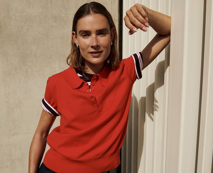 RED KNITTED T-SHIRT