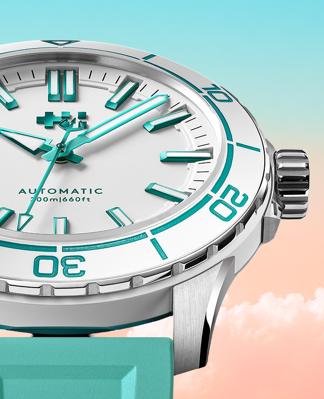 C60 Trident Reef - Acro White