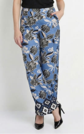 Pantalon satiné, motif fleurs d'Orient