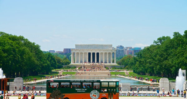 Washington DC: Top-Rated Hop-On Hop-Off Trolley Tour & Cemetery