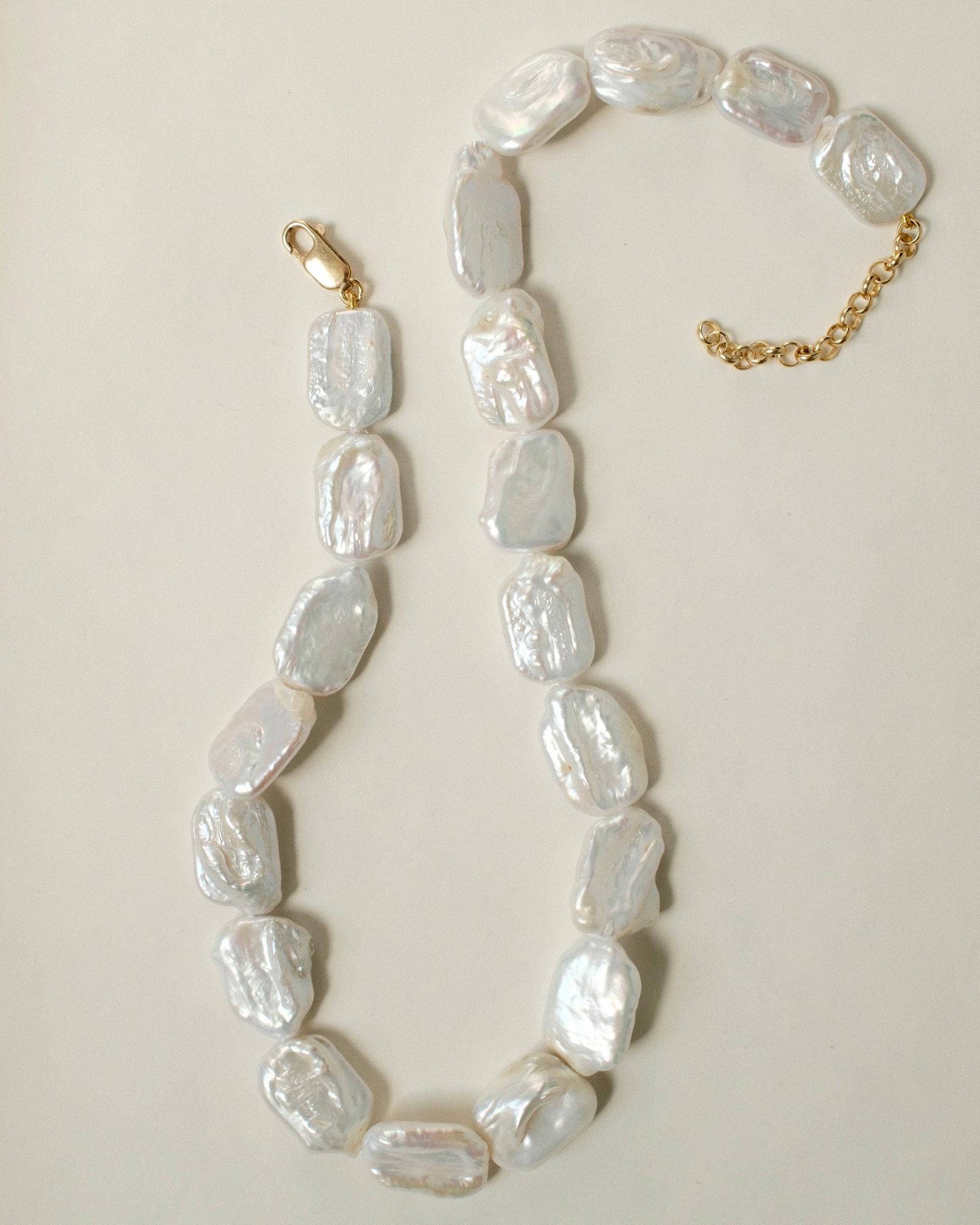 Image of WHITE DRIFT PEARL NECKLACE