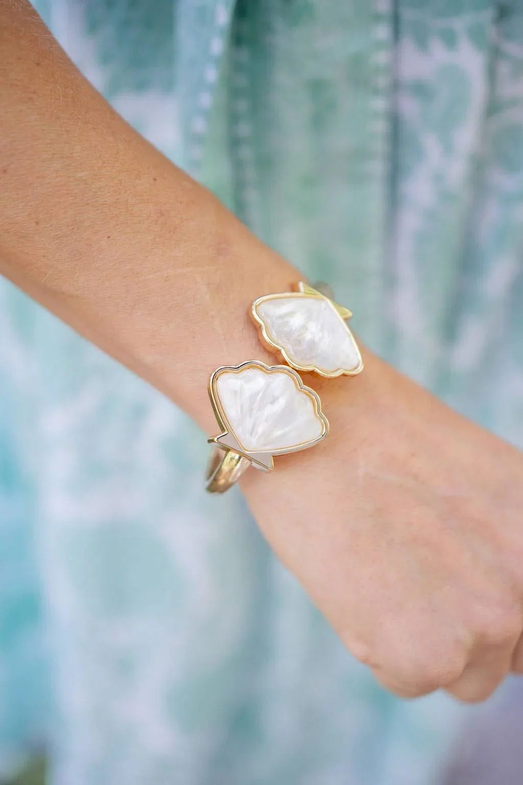 Image of Summer Cuff Scallop Shell