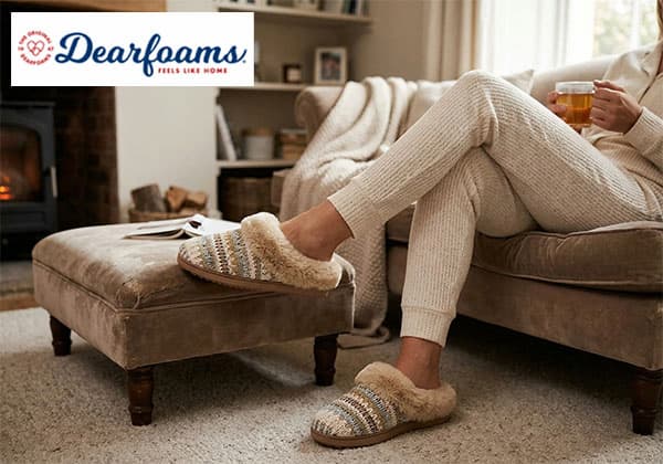Dearfoams Womens Comfortable Hannah Festive Knit Clog Slippers