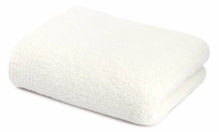 Solid Throw in Creme