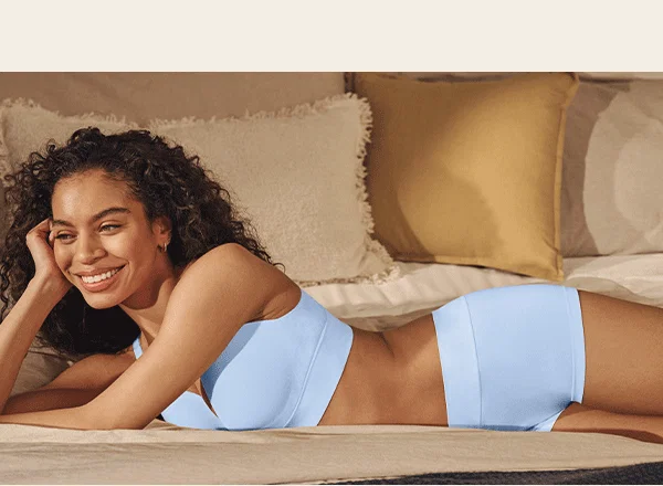 Model in Jockey seamfree underwear