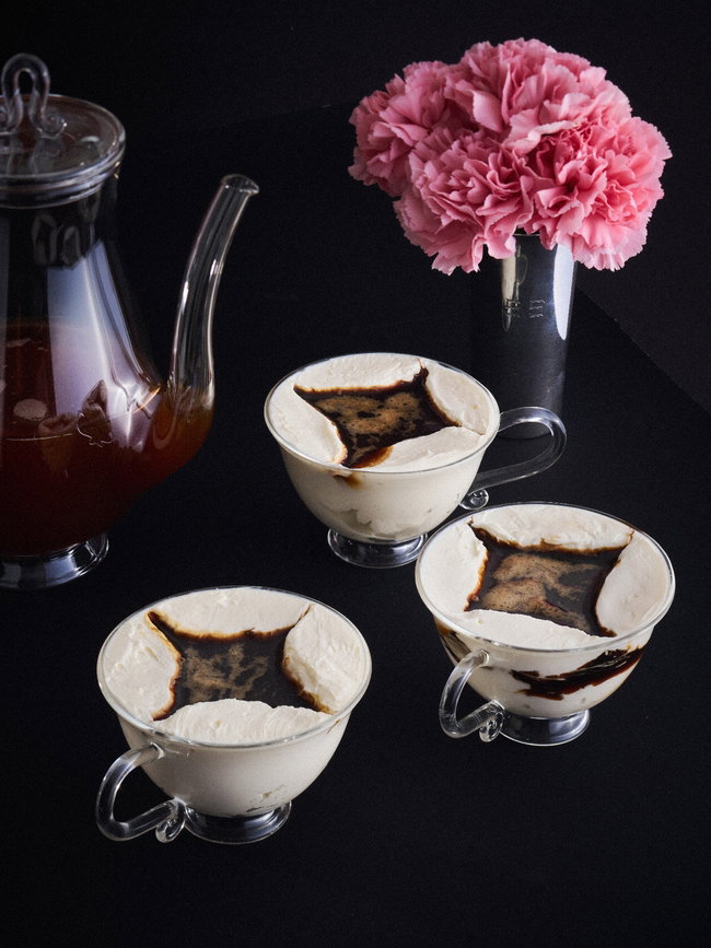 Affogato in teacups 