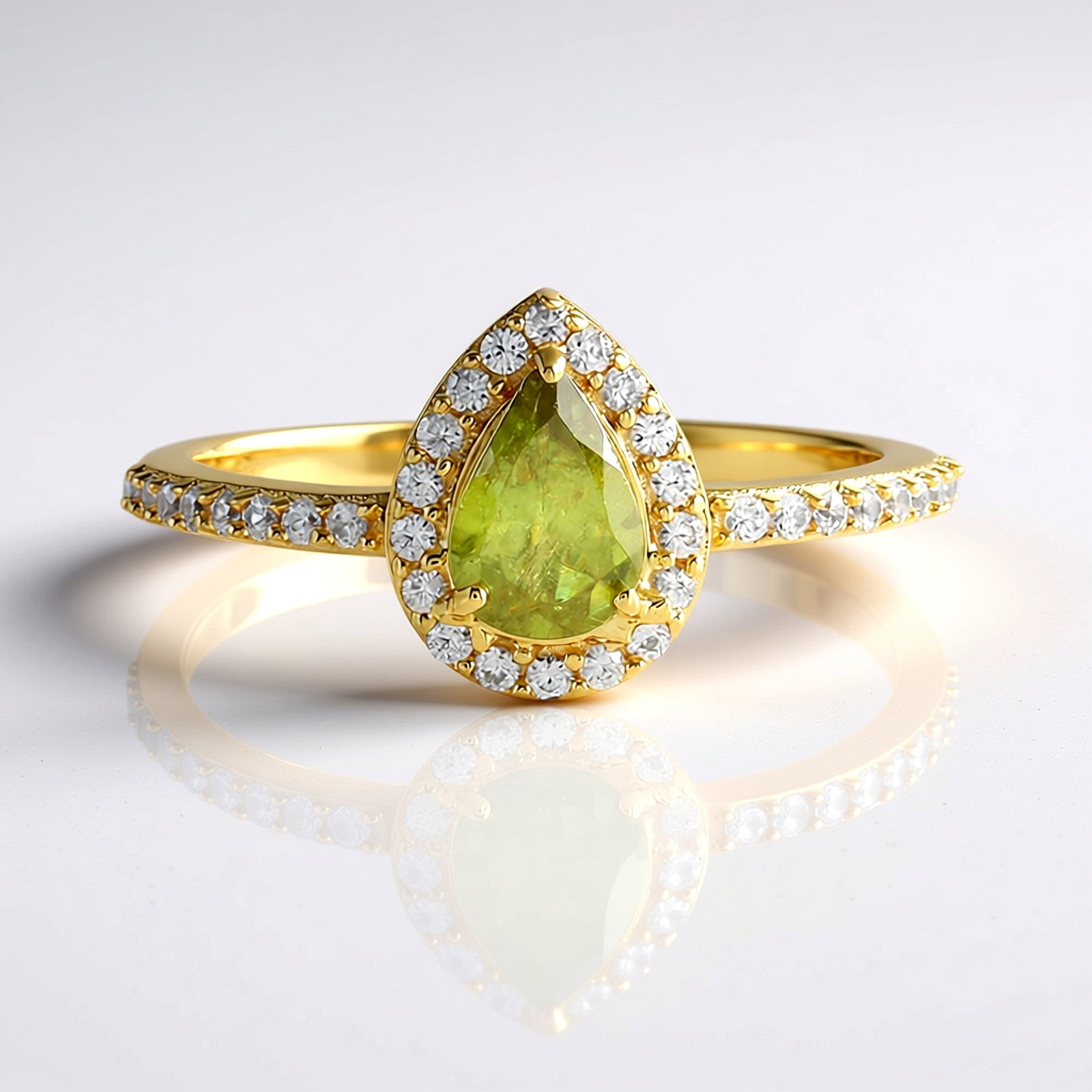 Zilveren ring met een Tanzania robijn
