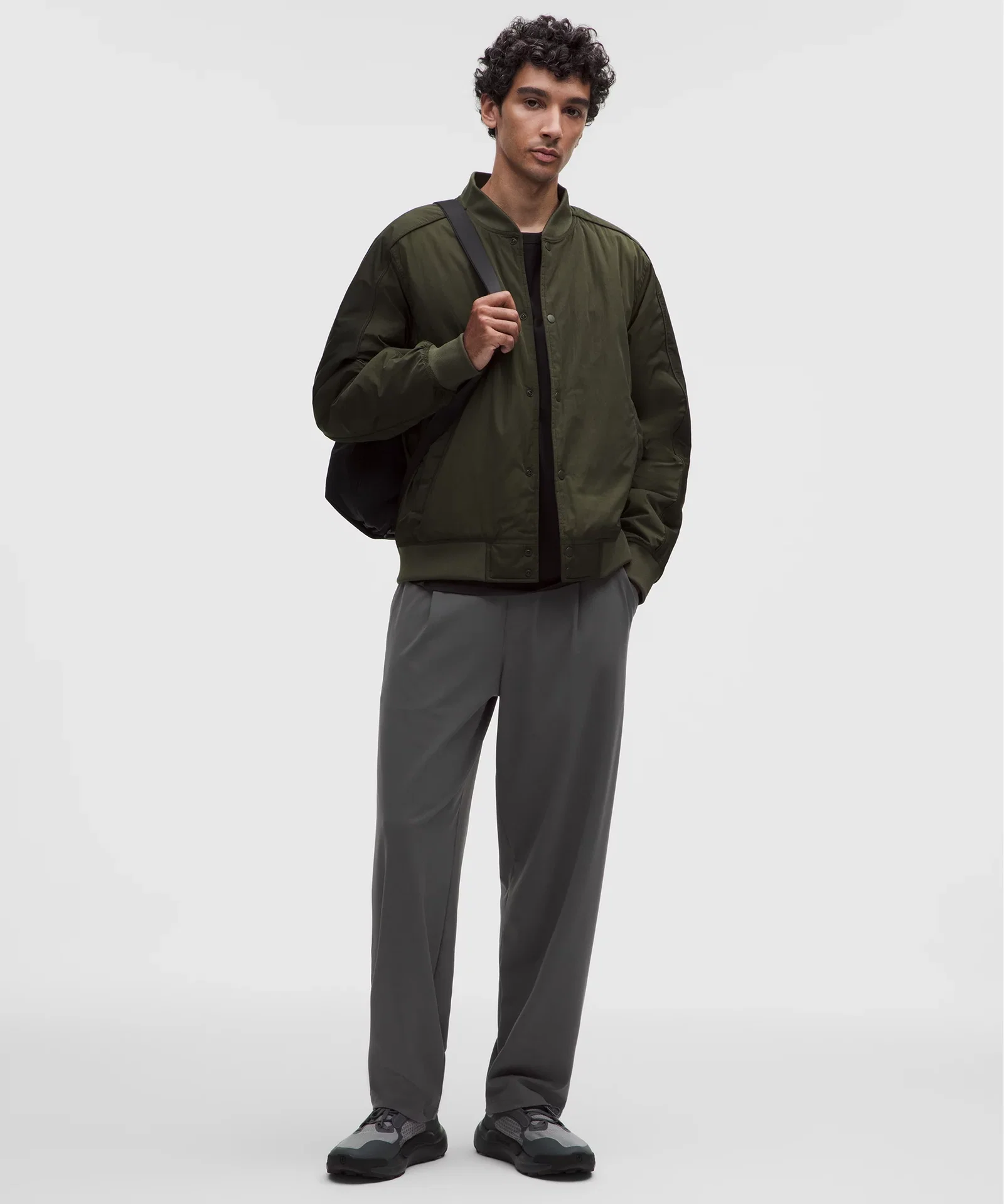 Men's Daydrift Relaxed-Fit Pleated Trouser Regular
No Belt Loops