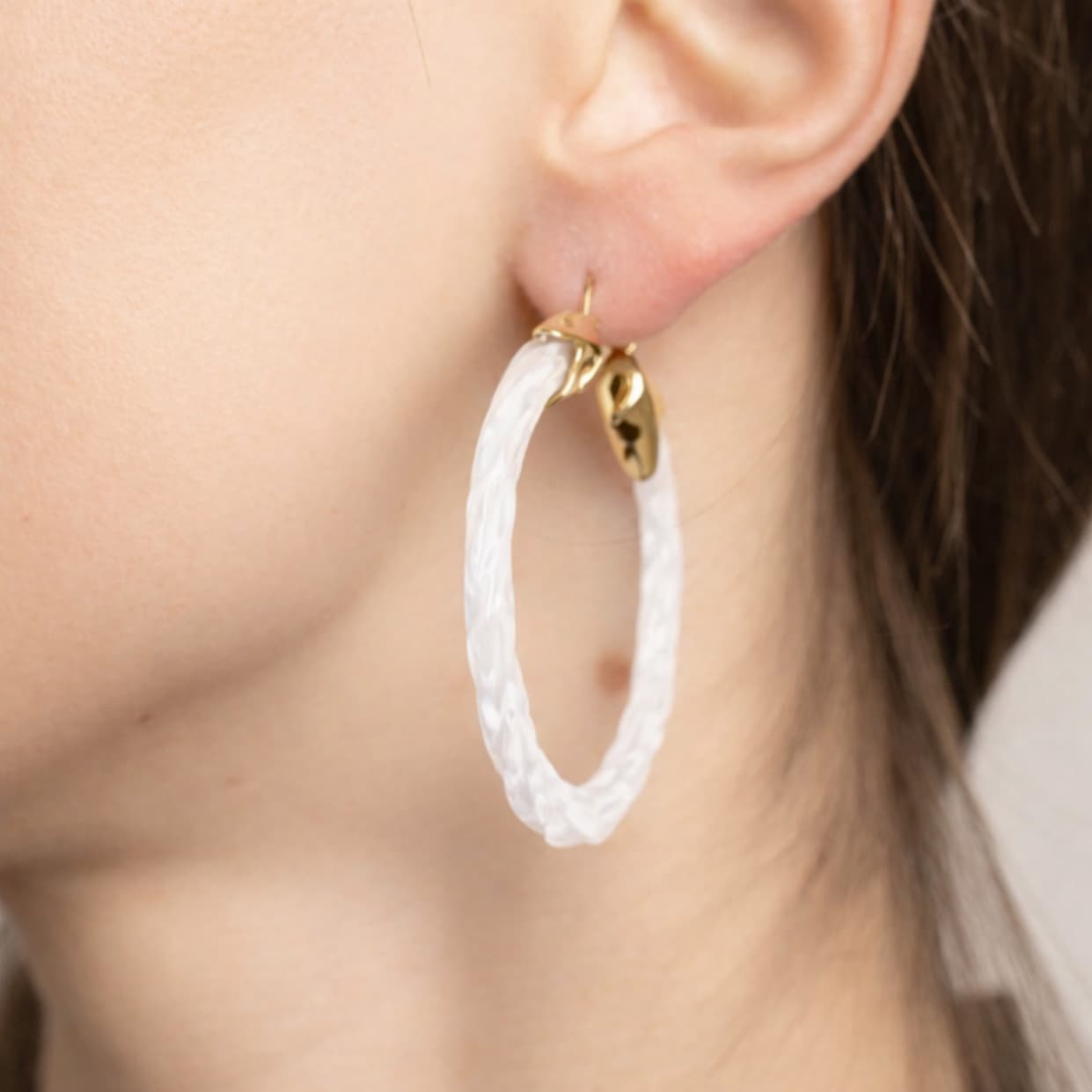 TWIST HOOPS