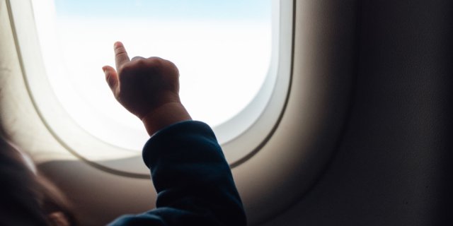 bébé avion